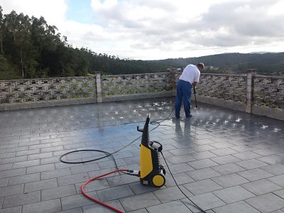 mantenimiento terraza humedades